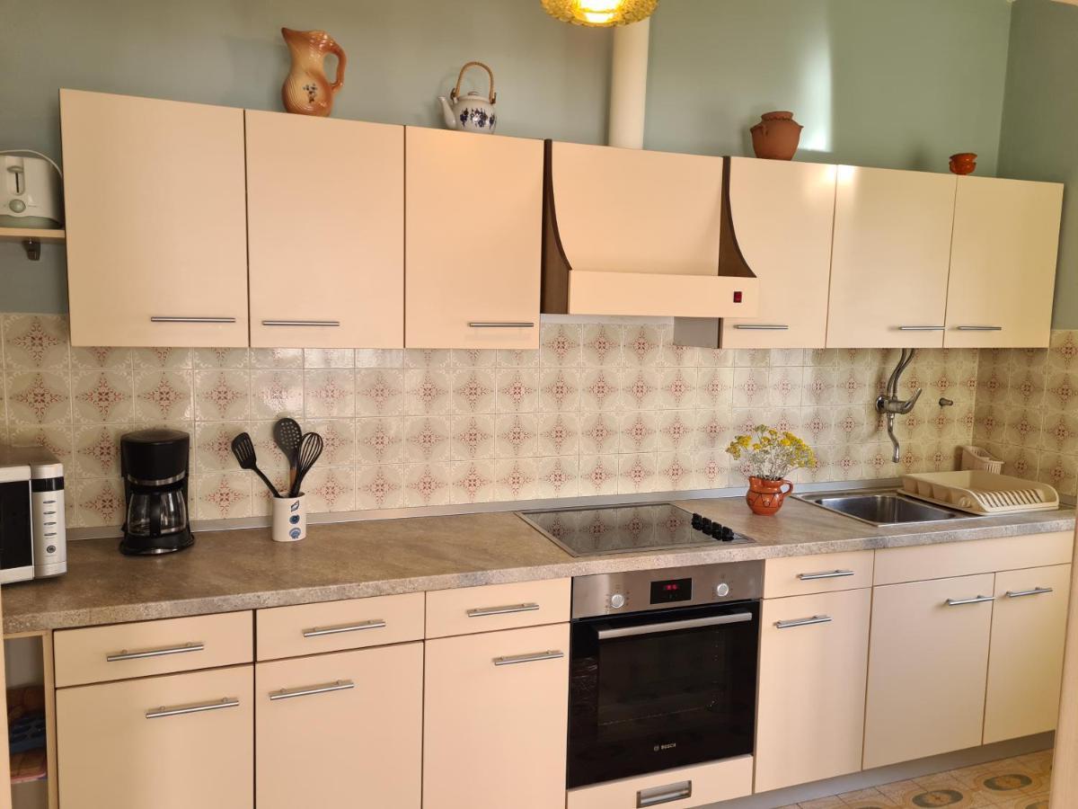 Apartments Bresan Трогир Экстерьер фото